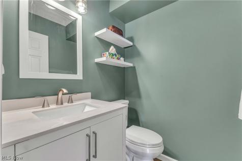 363 Northcoast Point Drive Eastlake OH 44095