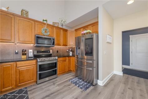 3721 Old Hickory Avenue NW Canton OH 44718