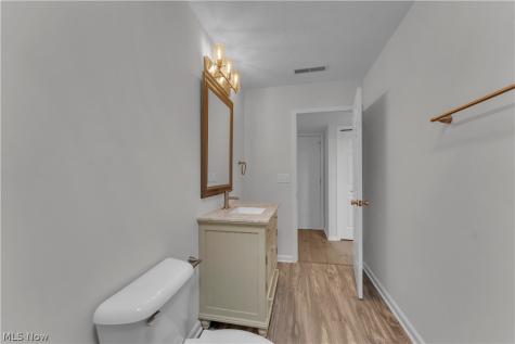 23219 Bennington Hamlet Circle Euclid OH 44123