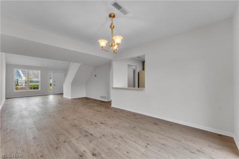 23219 Bennington Hamlet Circle Euclid OH 44123