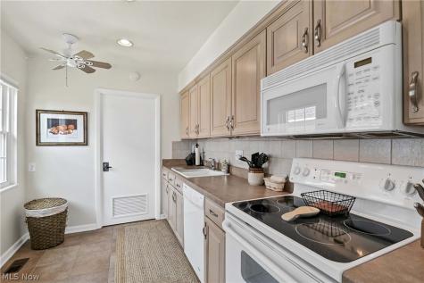 3807 Circlewood Court Fairview Park OH 44126