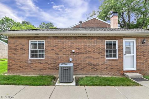 3807 Circlewood Court Fairview Park OH 44126