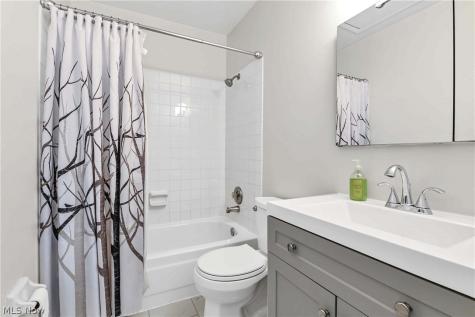 3807 Circlewood Court Fairview Park OH 44126