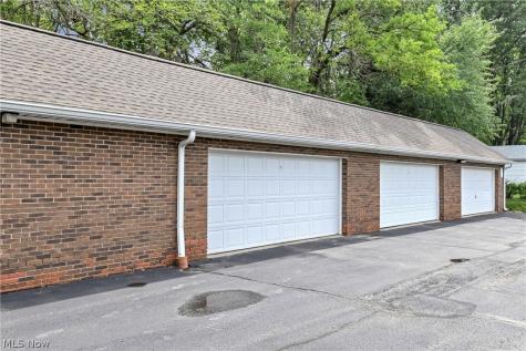 3807 Circlewood Court Fairview Park OH 44126