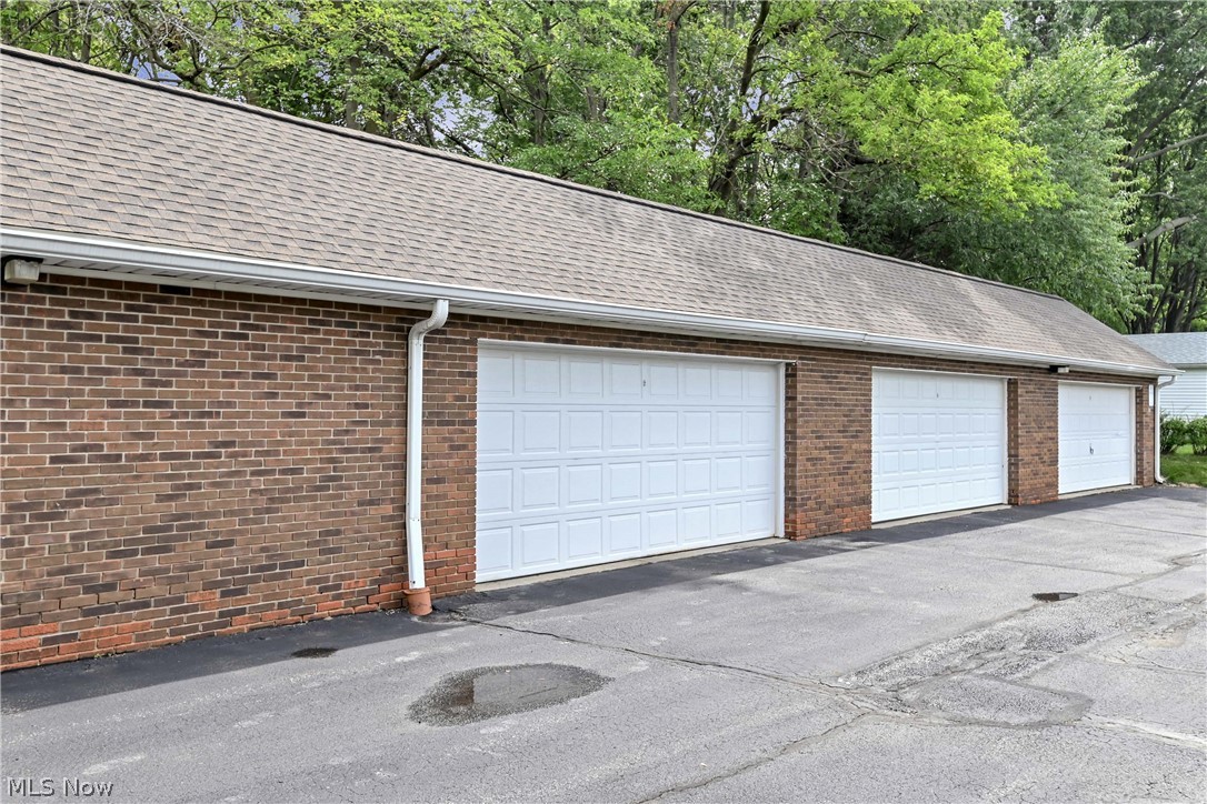 3807 Circlewood Court Fairview Park OH 44126