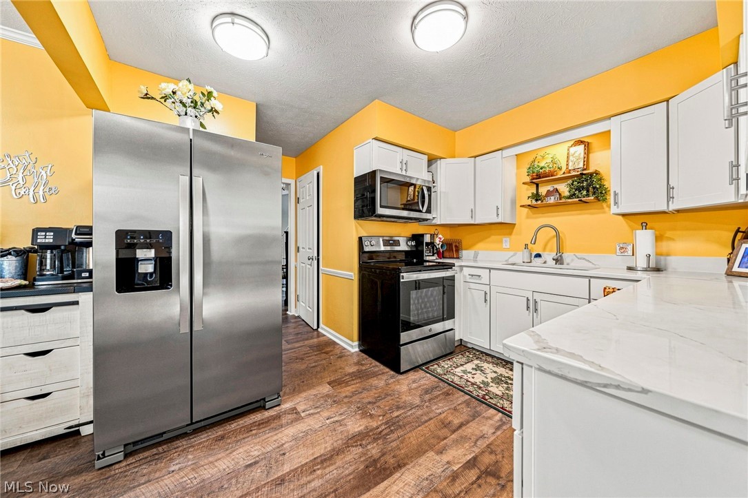 9 Meadowlawn Drive Mentor OH 44060