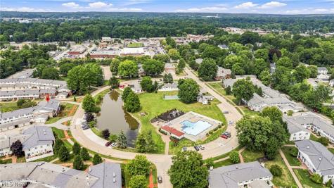 9 Meadowlawn Drive Mentor OH 44060