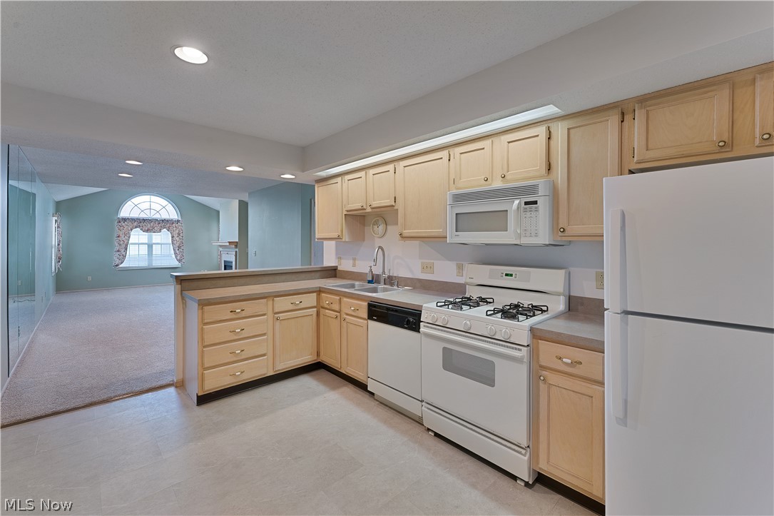695 E Western Reserve Road Poland OH 44514