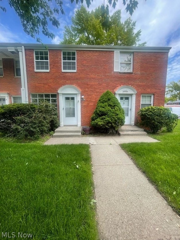 22651 Fox Euclid OH 44123