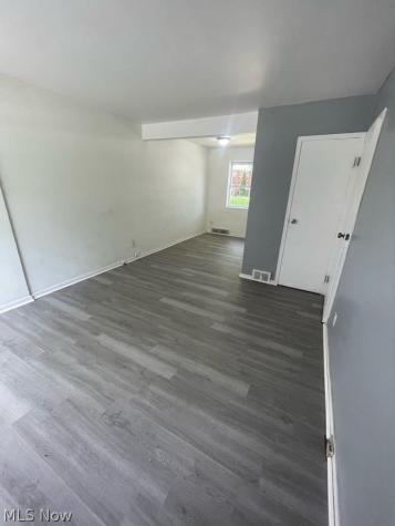 22651 Fox Euclid OH 44123