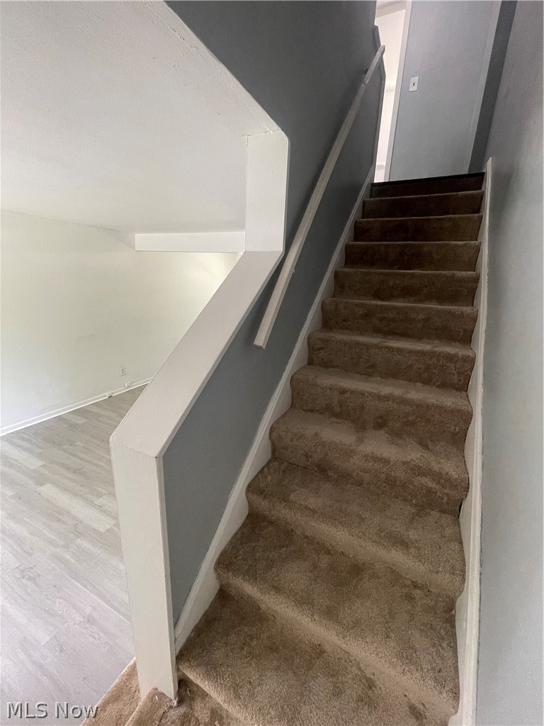 22651 Fox Euclid OH 44123