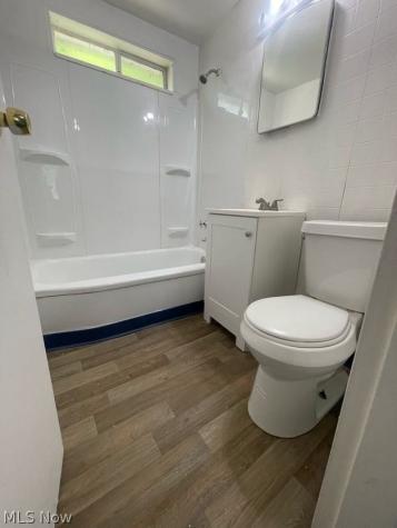 22651 Fox Euclid OH 44123