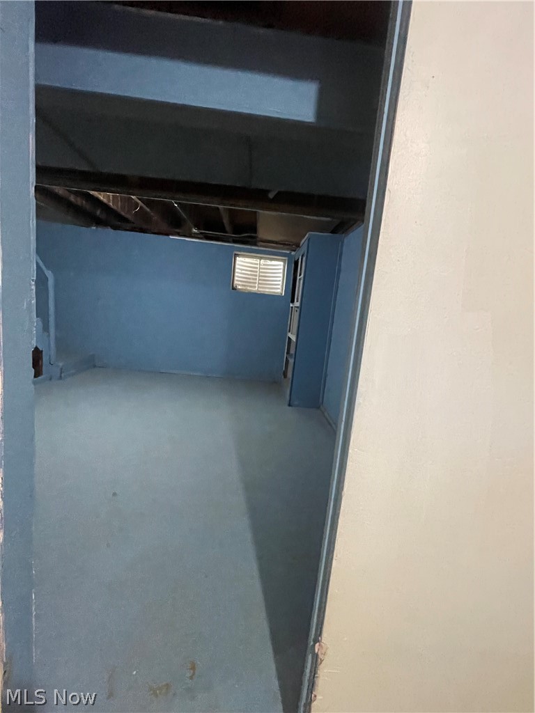 22651 Fox Euclid OH 44123