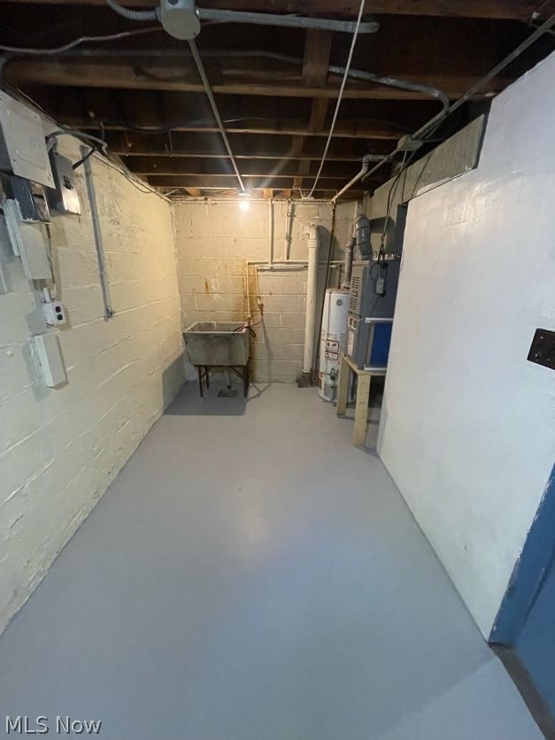 22651 Fox Euclid OH 44123