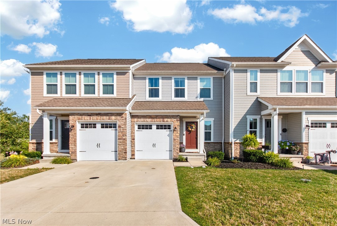 1195 Meadow Run Copley OH 44321
