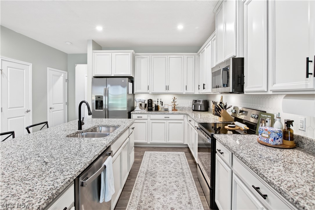 1195 Meadow Run Copley OH 44321