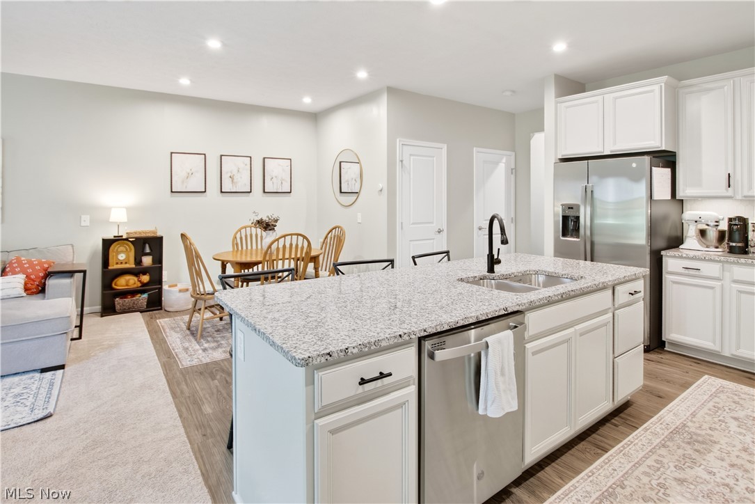 1195 Meadow Run Copley OH 44321