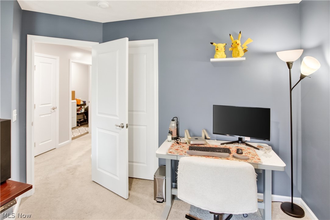 1195 Meadow Run Copley OH 44321