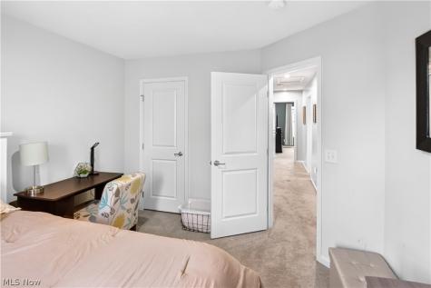1195 Meadow Run Copley OH 44321