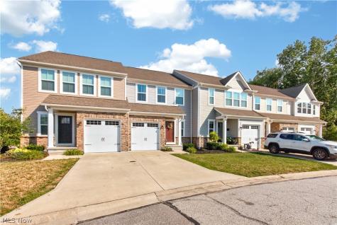 1195 Meadow Run Copley OH 44321