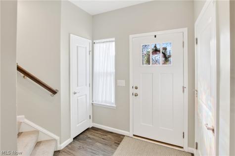 1195 Meadow Run Copley OH 44321