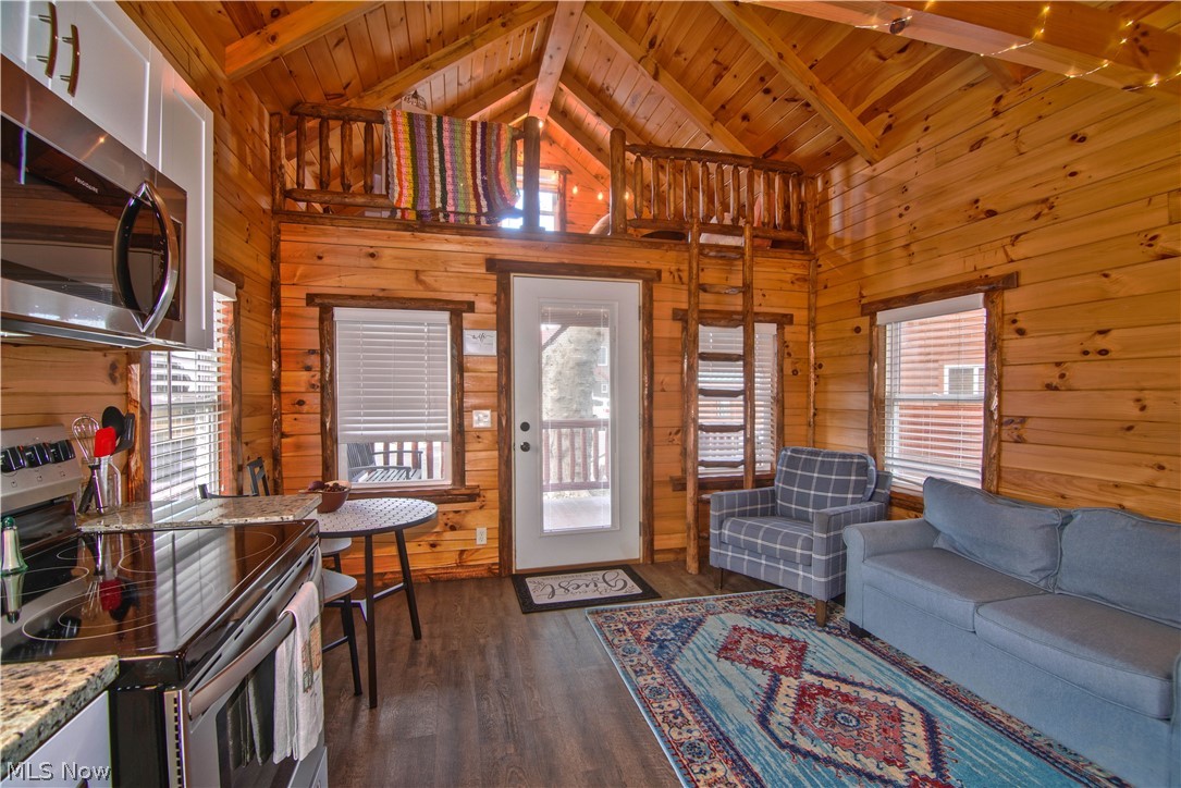 5919 Lake Road W Ashtabula OH 44004