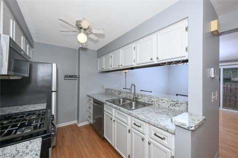 2942 Heatherwood Court Stow OH 44224