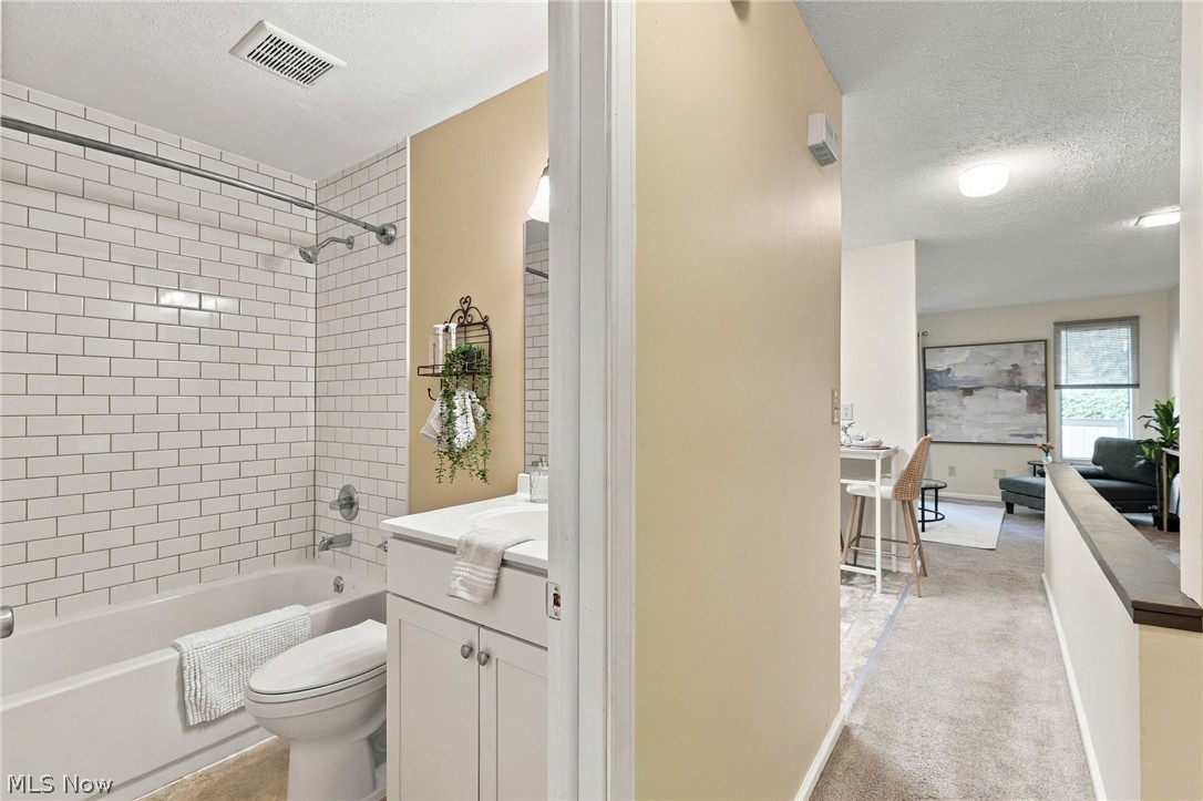 547 Center Avenue Cuyahoga Falls OH 44221