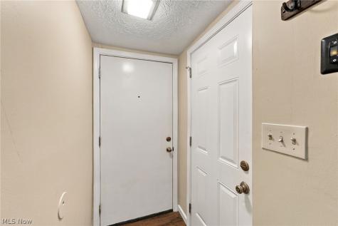 547 Center Avenue Cuyahoga Falls OH 44221