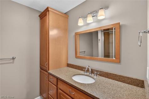 3179 Orchard Way Westlake OH 44145