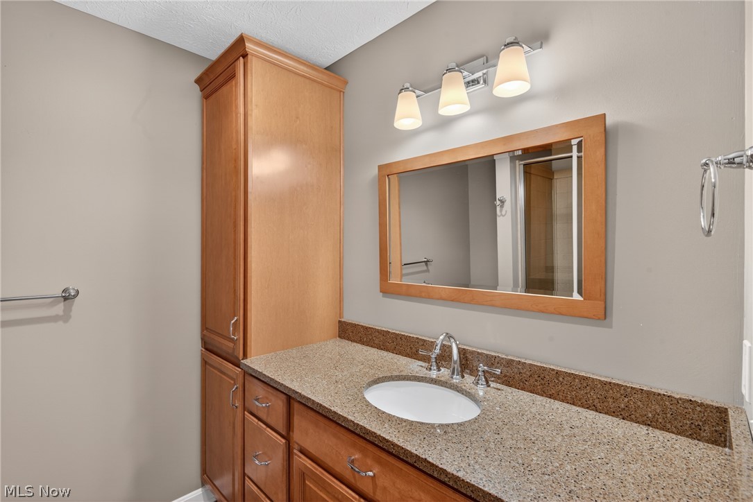 3179 Orchard Way Westlake OH 44145
