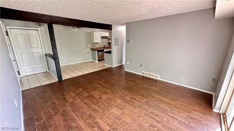8557 N Akins Road North Royalton OH 44133