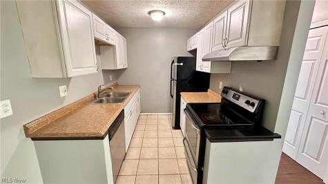 8557 N Akins Road North Royalton OH 44133