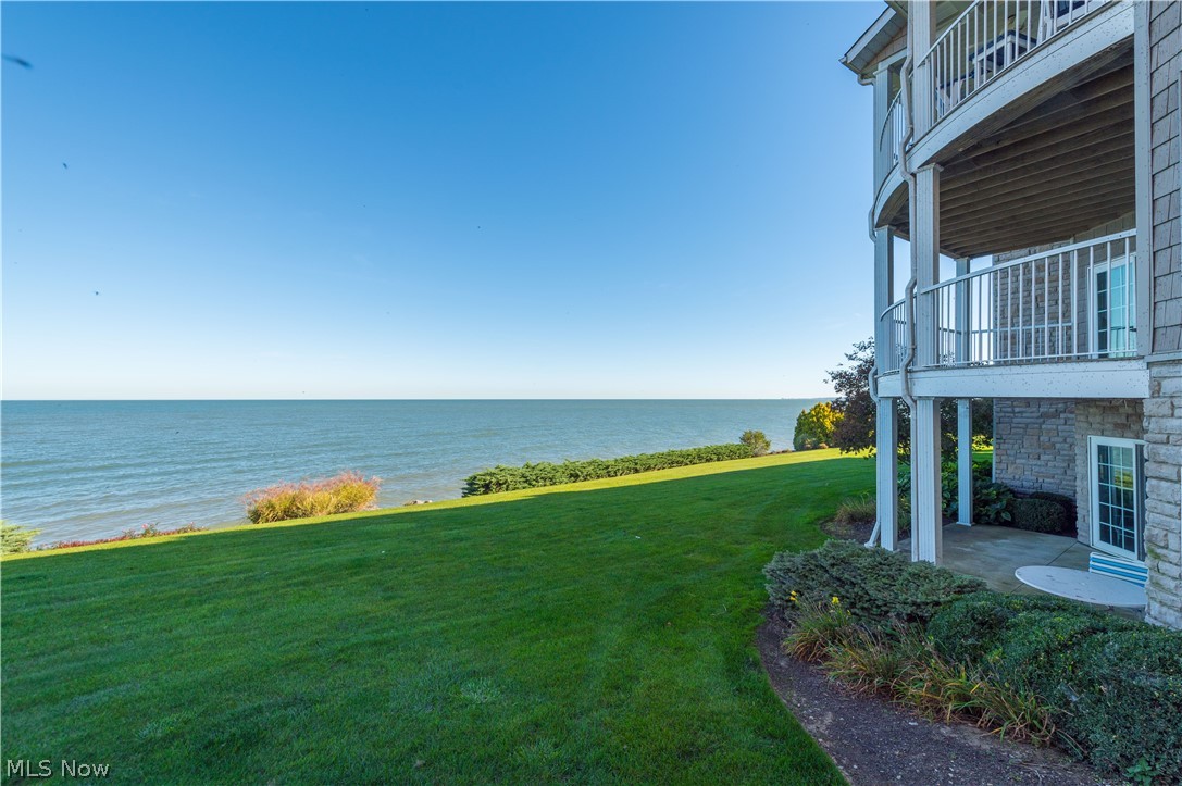 2972 Whispering Shores Drive Vermilion OH 44089