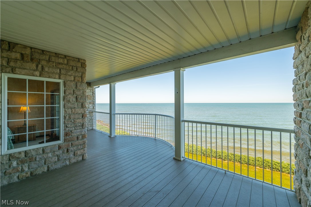 2972 Whispering Shores Drive Vermilion OH 44089