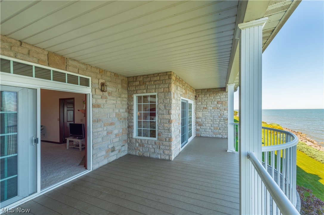 2972 Whispering Shores Drive Vermilion OH 44089