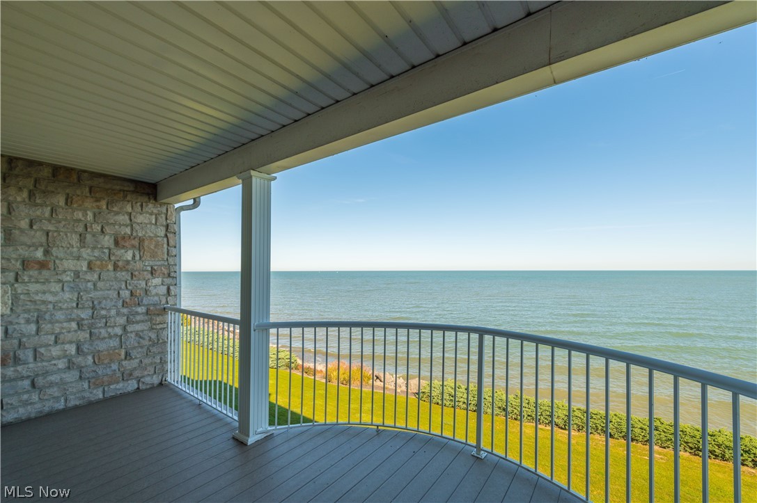 2972 Whispering Shores Drive Vermilion OH 44089