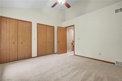 2466 Wrens Drive S Stow OH 44224