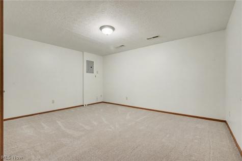 2466 Wrens Drive S Stow OH 44224