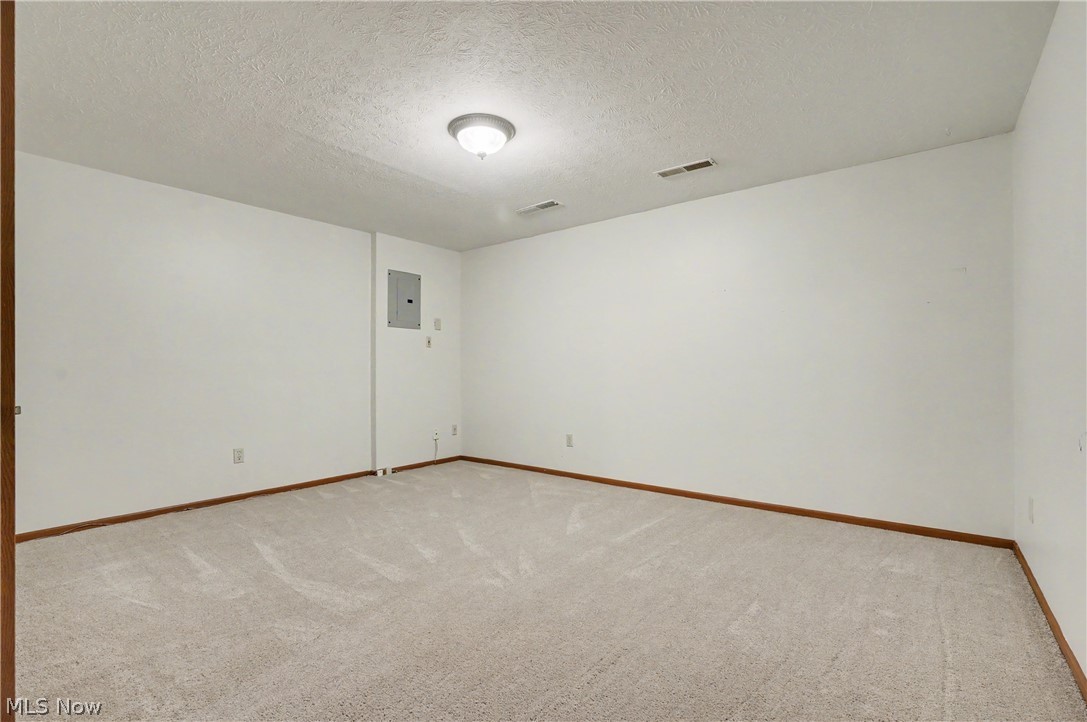 2466 Wrens Drive S Stow OH 44224