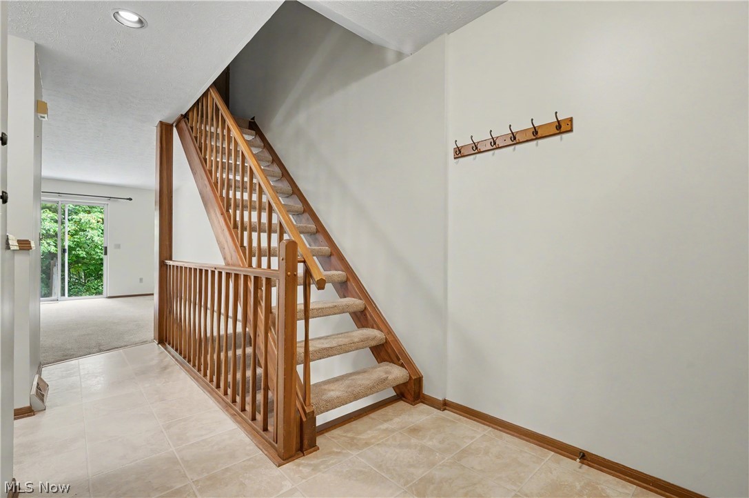 2466 Wrens Drive S Stow OH 44224