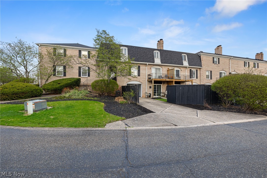 824 S Chillicothe Road Aurora OH 44202