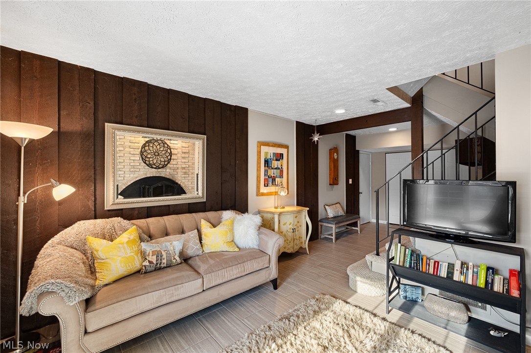 824 S Chillicothe Road Aurora OH 44202