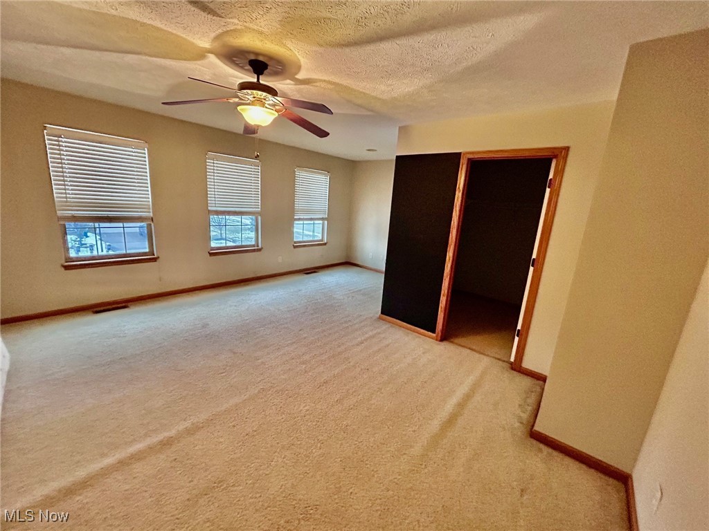 294 Lakewick Lane Willowick OH 44095