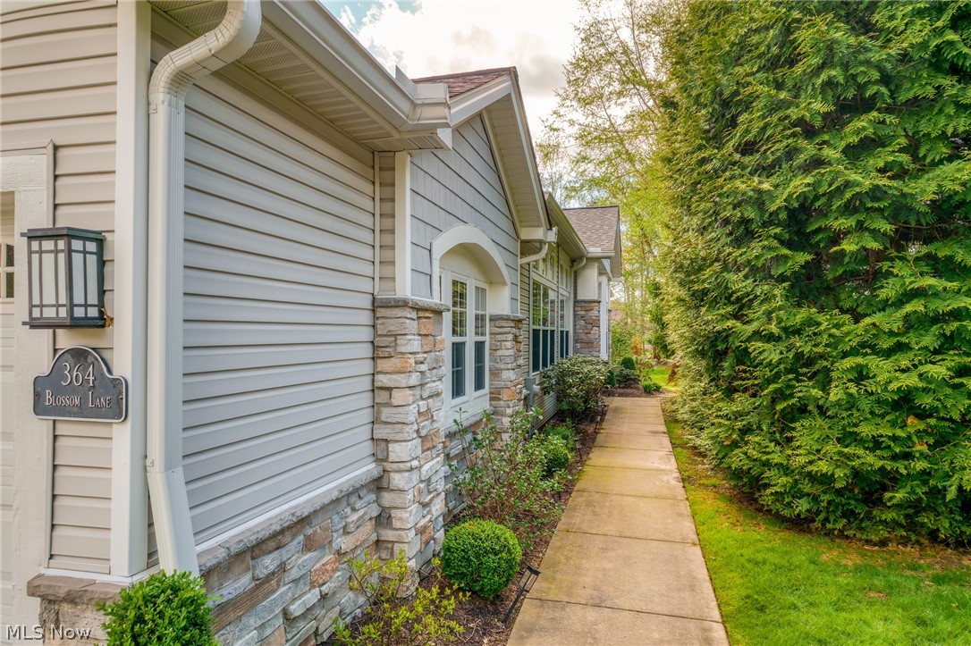 364 Blossom Lane Orange Village OH 44022