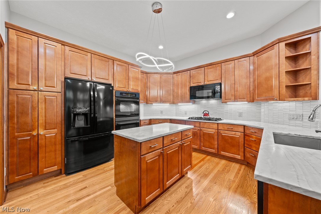 364 Blossom Lane Orange Village OH 44022