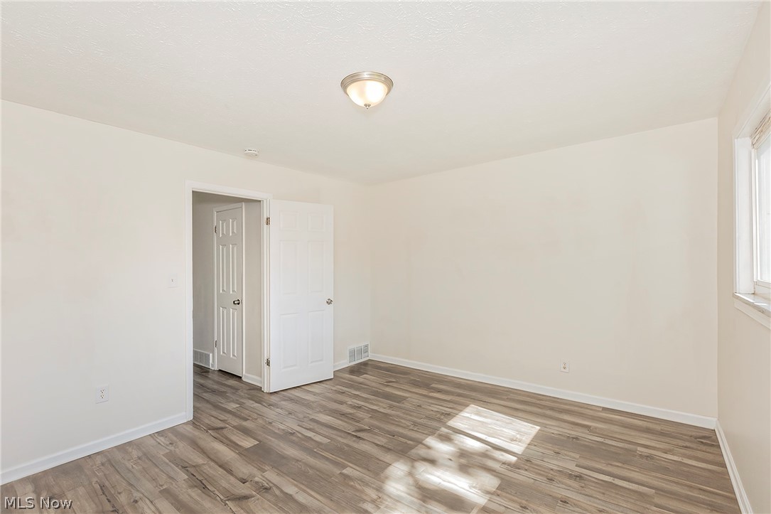 23673 Banbury Circle Warrensville Heights OH 44128