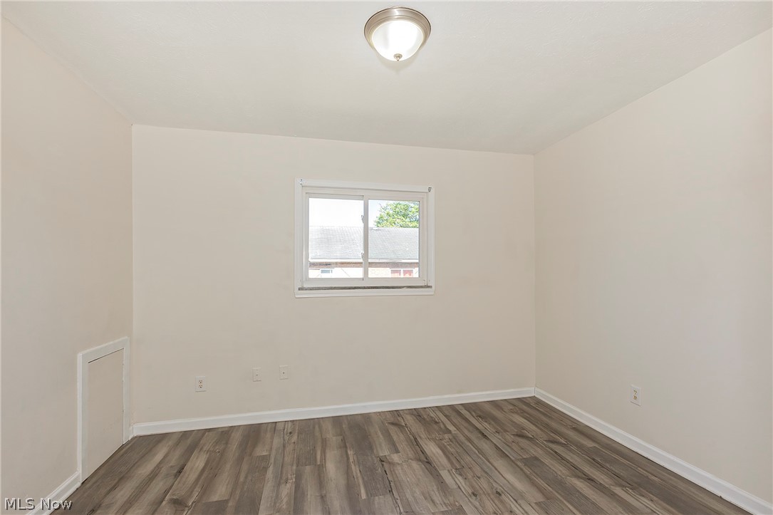 23673 Banbury Circle Warrensville Heights OH 44128