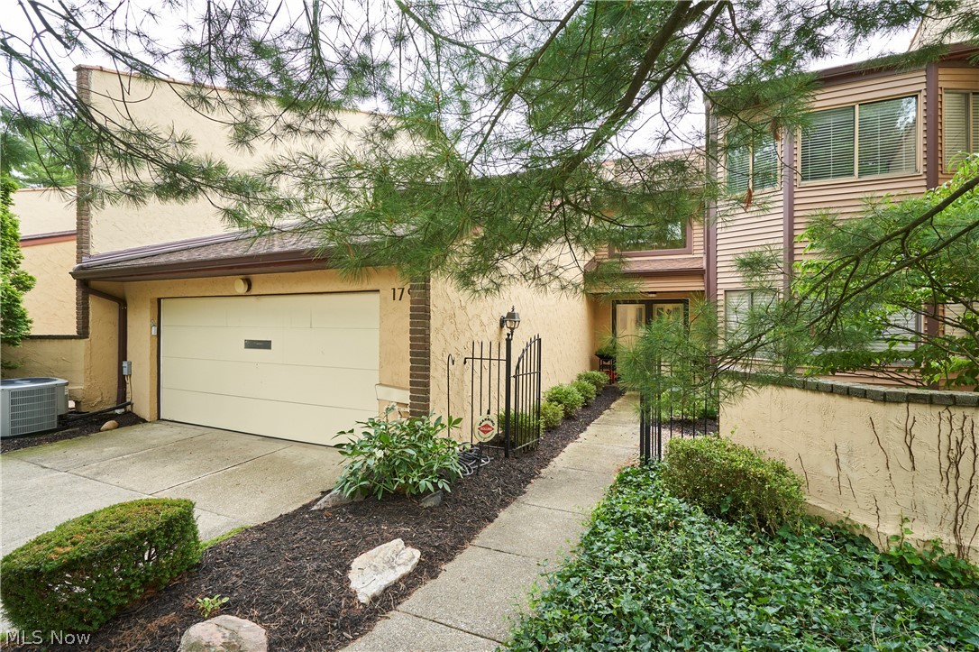 1799 Brookwood Drive Akron OH 44313