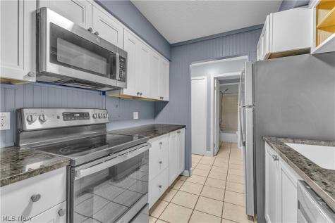 1633 Cedarwood Drive Westlake OH 44145